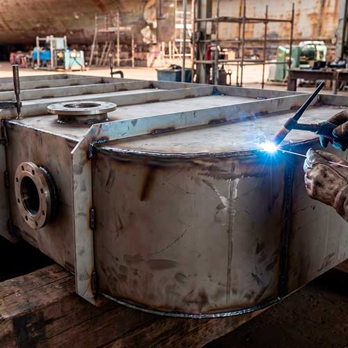 tanques náuticos, depósitos para embarcaciones, fabricación de tanques barcos, reparación depósitos 